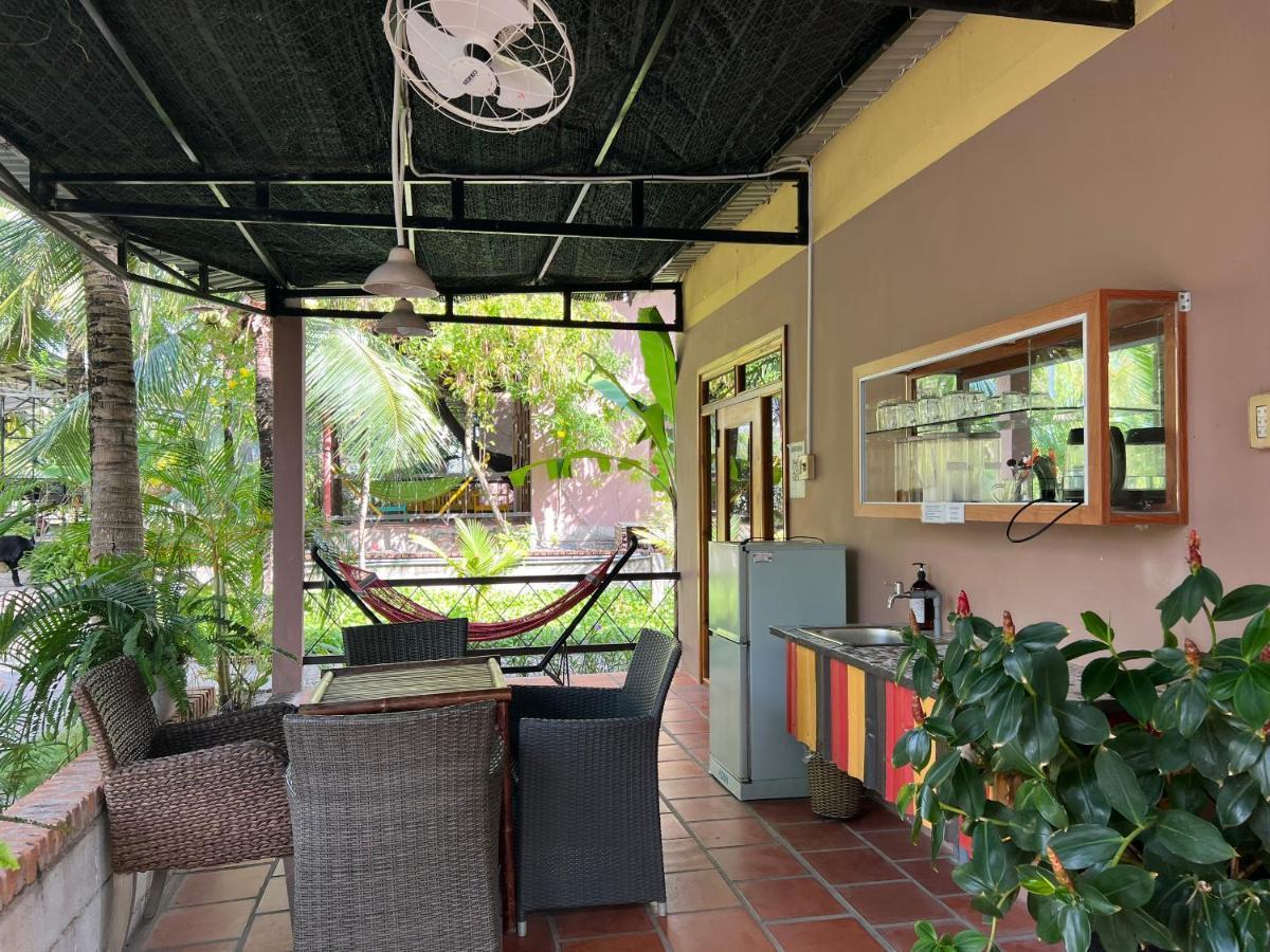 Lagi Farmstay Εξωτερικό φωτογραφία