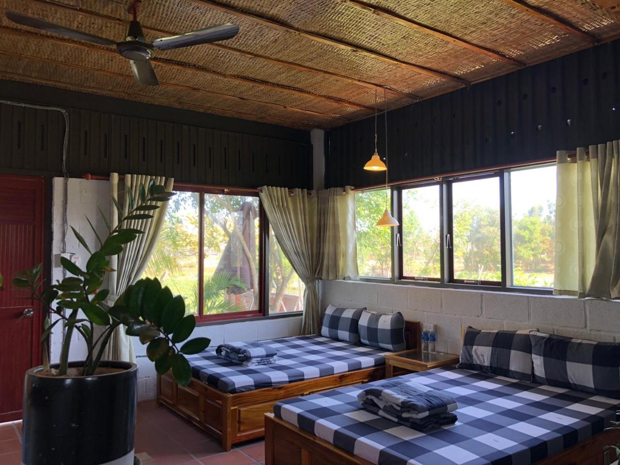 Lagi Farmstay Εξωτερικό φωτογραφία