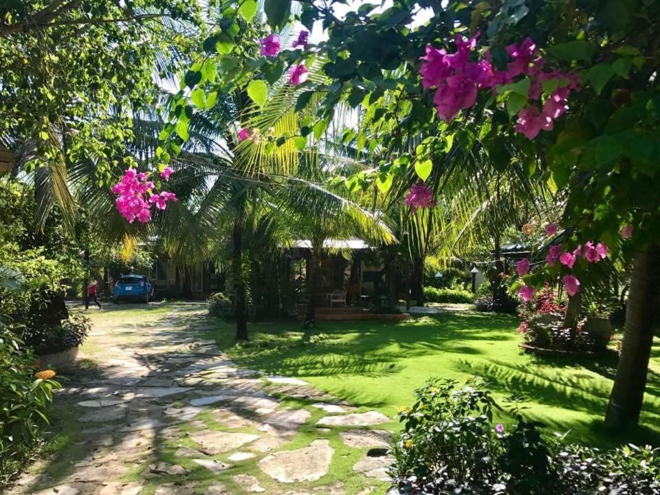 Lagi Farmstay Εξωτερικό φωτογραφία